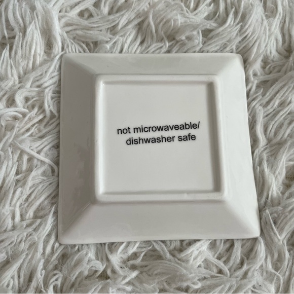 Decorative Jewelry Plate - Picture 2 of 3